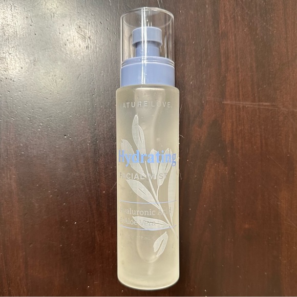 Nature Love Hydrating Facial Mist Hyaluronic Acid & Aloe Vera - Picture 2 of 5